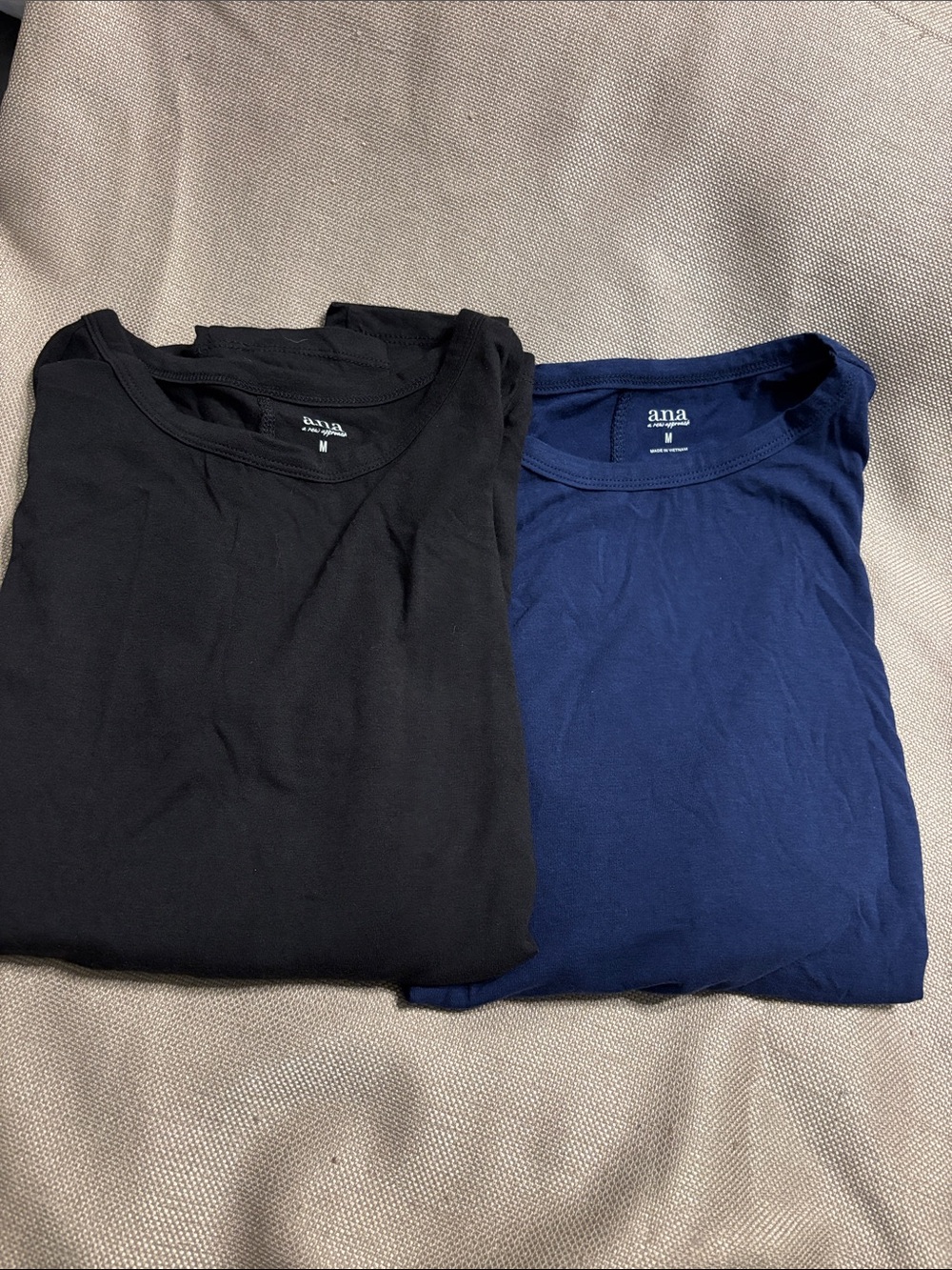 a.n.a Bundle of 2 Basic Long Sleeve Tops